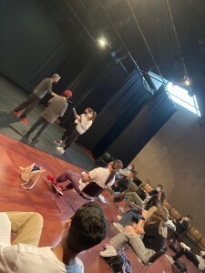 Esta foto es la de grabación del AUDIO-TEATRO “Las cosas del querer”, que realizamos con el grupo FARÁNDULA para los premios Buero.